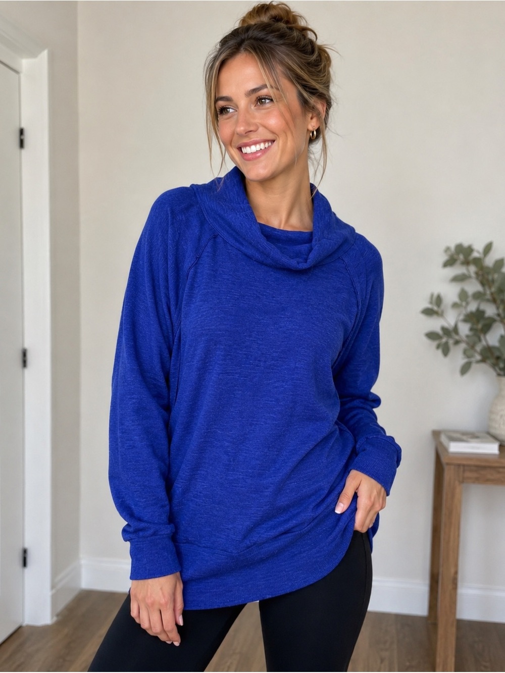 Free People We The Free Blue Cowl Neck‎ Slouchy Sweatshirt Sweater cozy Size M